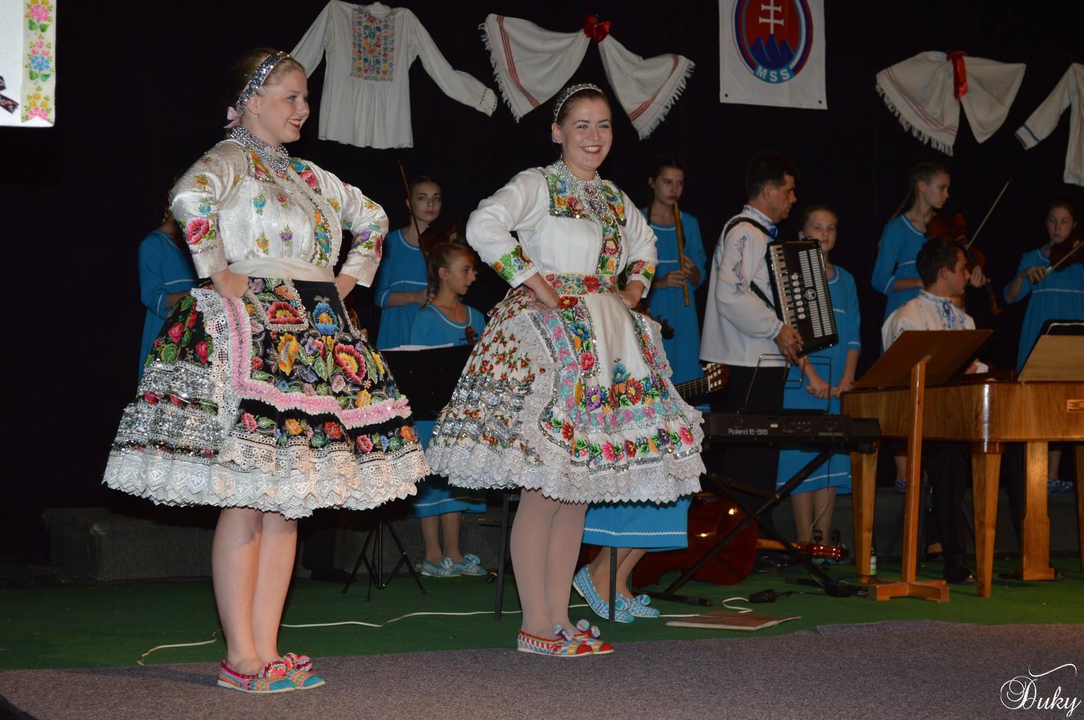 Dievčat&aacute; na &uacute;vode choreografie