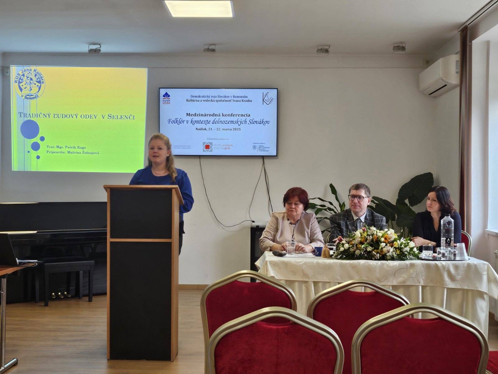 Malv&iacute;na Žolnajov&aacute; prezentovala na konferencii