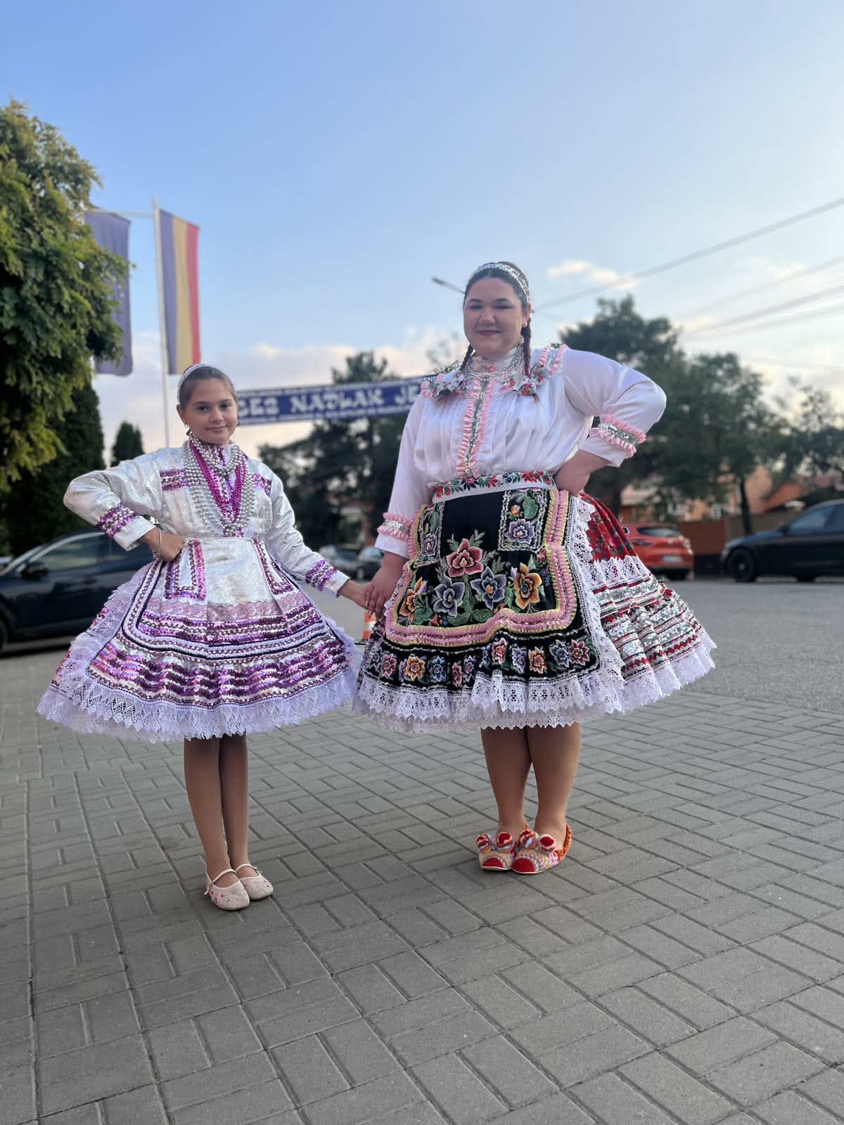 Dajana a Karolina v Nadlaku